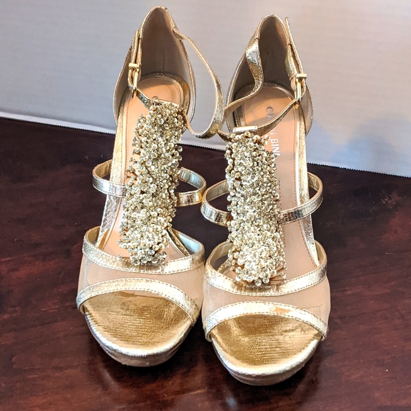 Gianni Bini gold sparkly heels - Picture 1 of 6